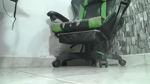 sr master cum its my old account online show from October 31, 2025, 1:39 am