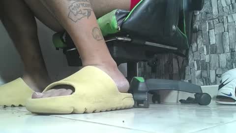 sr master cum its my old account online show from November 30, 2025, 4:00 pm