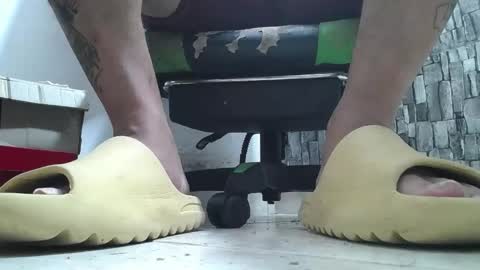 sr master cum its my old account online show from April 2, 2026, 2:20 am