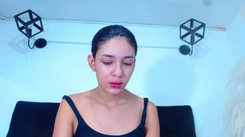 Snapshot of srta_luciana chatting on June 13, 2026, 12:14 pm . . online show from June 13, 2026, 12:14 pm