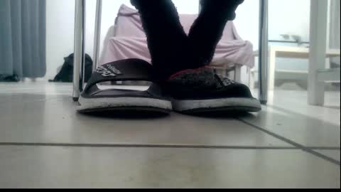 Snapshot of ssenzo chatting on January 9, 2026, 10:22 pm ssenzo online show from January 9, 2026, 10:22 pm