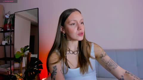 Anni if Im offline for a long time Im depressed feel free to support me offline online show from April 8, 2026, 2:06 pm