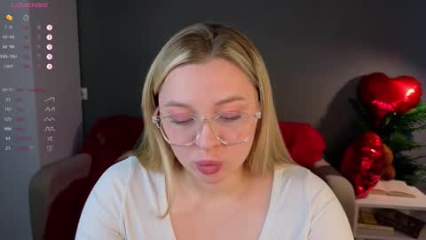 Kate online show from February 18, 2026, 11:17 am