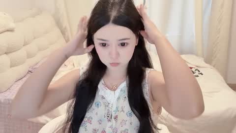 Snapshot of ssweet_aurora chatting on July 26, 2026, 1:25 am Aurora online show from July 26, 2026, 1:25 am
