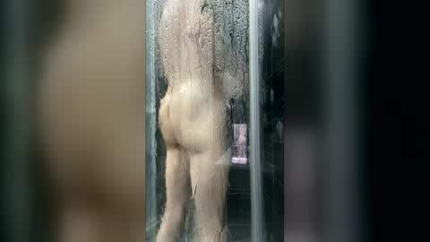 Snapshot of st0ney00123 chatting on December 21, 2025, 4:14 pm Hard all day online show from December 21, 2025, 4:14 pm