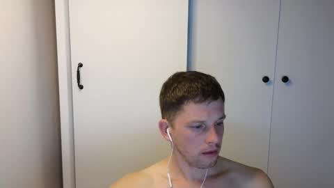 Snapshot of st1vemaster01 chatting on October 14, 2025, 3:57 pm st1vemaster01 online show from October 14, 2025, 3:57 pm