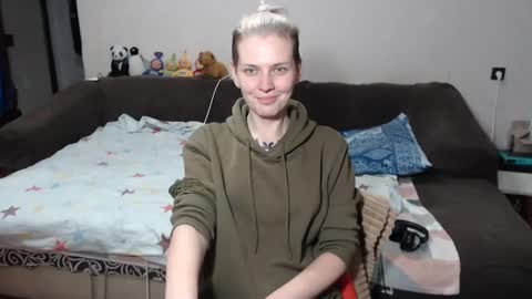 Snapshot of stacey_hot_01 chatting on December 25, 2024, 10:27 pm Stacey online show from December 25, 2024, 10:27 pm