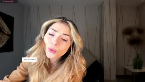 Snapshot of staceywood_ chatting on May 13, 2026, 11:07 am Stacy Woods online show from May 13, 2026, 11:07 am