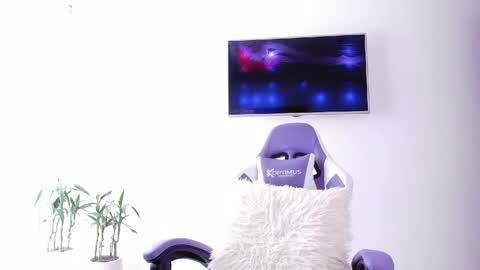 Snapshot of stacy_malibu1 chatting on May 5, 2026, 1:52 pm TWstacymalibu110 online show from May 5, 2026, 1:52 pm