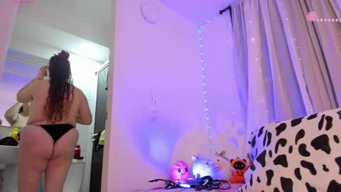 Snapshot of stacy_millerr chatting on June 9, 2026, 9:54 am Stacy Boobs online show from June 9, 2026, 9:54 am