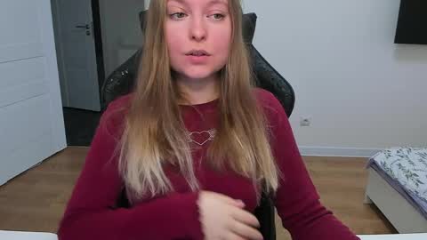 Stacy  online show from June 1, 2026, 10:28 am