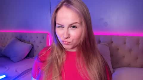 Snapshot of stacy_moorexx chatting on June 2, 2026, 8:33 pm STACY online show from June 2, 2026, 8:33 pm
