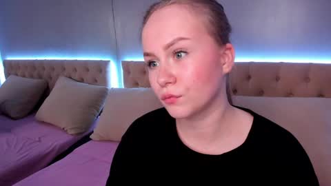 Snapshot of stacy_moorexx chatting on June 3, 2026, 8:47 pm STACY online show from June 3, 2026, 8:47 pm