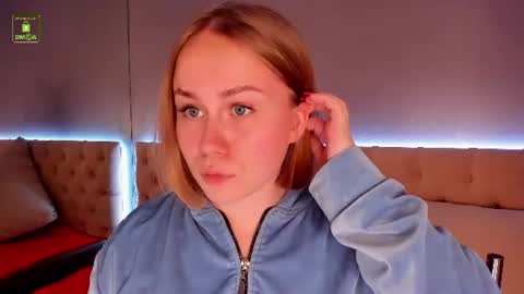 Snapshot of stacy_moorexx chatting on July 8, 2026, 8:57 pm STACY online show from July 8, 2026, 8:57 pm