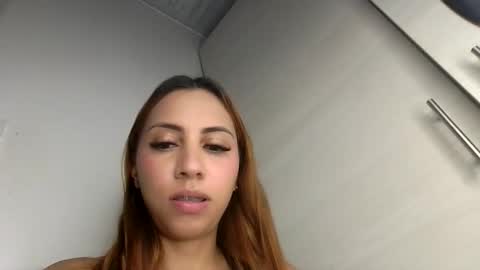 Stacy Queen online show from April 18, 2026, 2:26 am