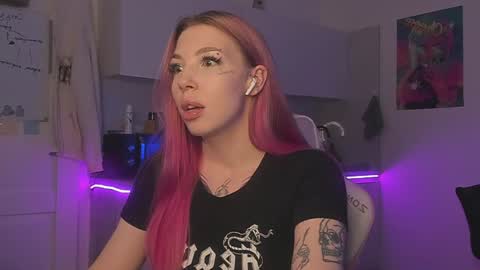 Stacy online show from December 20, 2024, 9:28 pm