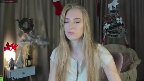 Stacy Mon Tue Wed Thu Fri Sun GMT GMT 3 1000am - 0400pm  online show from November 30, 2025, 9:24 am