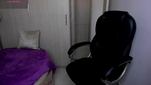 Stacy Conner online show from February 10, 2026, 10:14 pm