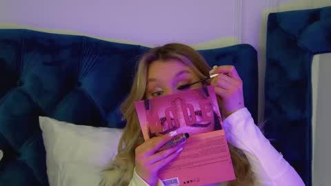 StacyEvances online show from February 9, 2026, 6:34 pm