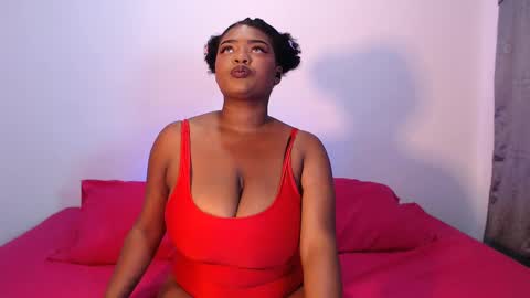 Snapshot of stacyhunterxxx chatting on March 1, 2025, 5:31 am STACY online show from March 1, 2025, 5:31 am