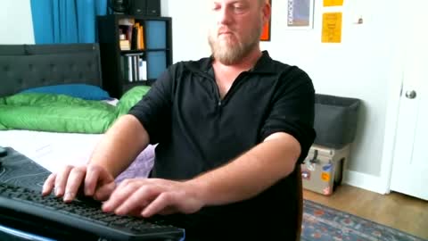 Snapshot of stagnextdoor chatting on June 16, 2026, 7:38 pm stagnextdoor online show from June 16, 2026, 7:38 pm