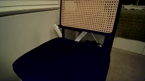 8incherman online show from November 16, 2025, 1:55 am