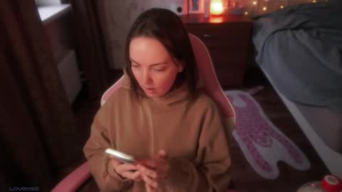 Alice online show from November 17, 2025, 9:15 am