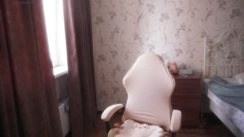 Snapshot of star_shopping chatting on May 8, 2026, 7:03 am Alice online show from May 8, 2026, 7:03 am