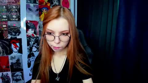 Snapshot of star_tarra chatting on May 4, 2026, 1:45 am Tarra online show from May 4, 2026, 1:45 am