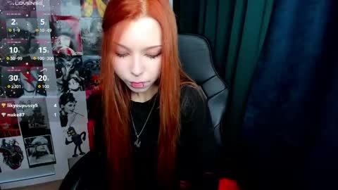 Snapshot of star_tarra chatting on May 25, 2026, 1:55 am Tarra online show from May 25, 2026, 1:55 am