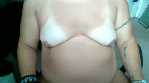 Snapshot of starella___saxxxton chatting on September 20, 2025, 1:01 pm starella___saxxxton online show from September 20, 2025, 1:01 pm