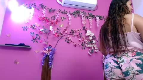Snapshot of starfishanal21 chatting on May 18, 2026, 7:31 pm alejandra online show from May 18, 2026, 7:31 pm