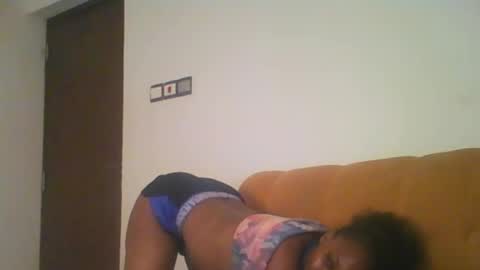 Snapshot of stargirl880271 chatting on January 15, 2025, 3:33 am isha online show from January 15, 2025, 3:33 am