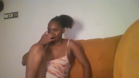 Snapshot of stargirl880271 chatting on January 19, 2025, 7:15 pm isha online show from January 19, 2025, 7:15 pm