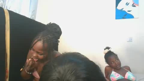 Snapshot of stargirl_lia chatting on December 3, 2025, 7:38 am lia online show from December 3, 2025, 7:38 am