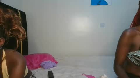 Snapshot of stargirl_lia chatting on February 24, 2026, 9:57 pm lia online show from February 24, 2026, 9:57 pm