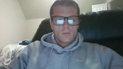 daddy300 online show from December 18, 2025, 11:33 pm