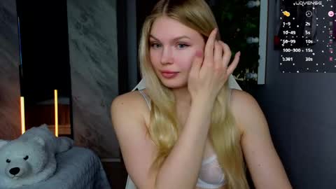 Caroline online show from May 29, 2026, 3:48 am