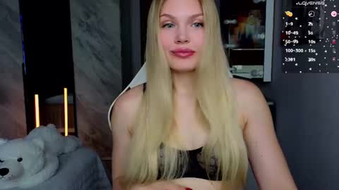Caroline online show from June 26, 2026, 4:50 am