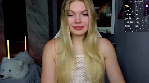 Caroline online show from July 17, 2026, 3:35 am