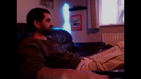 Snapshot of starpizzle chatting on May 3, 2026, 7:31 pm Starpizzle online show from May 3, 2026, 7:31 pm