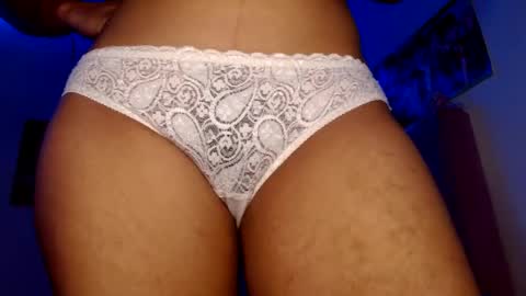 Snapshot of stars4spider_ chatting on January 17, 2026, 7:17 pm online show from January 17, 2026, 7:17 pm