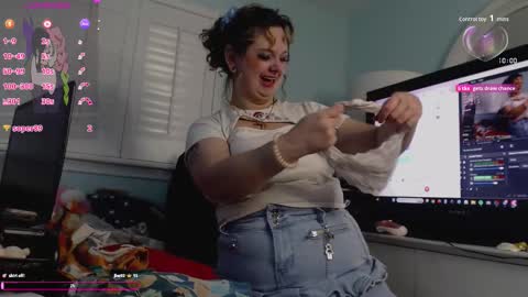 Snapshot of starsaturn chatting on November 21, 2025, 3:49 am Saturn online show from November 21, 2025, 3:49 am