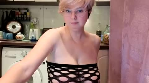 Stasya online show from October 29, 2025, 2:19 pm