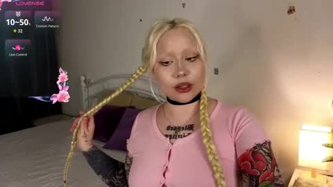 Snapshot of stasya_len_ chatting on March 1, 2026, 8:33 pm Stasya online show from March 1, 2026, 8:33 pm