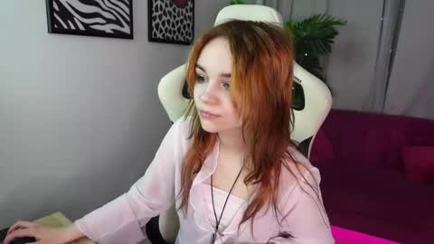 Snapshot of staymonica chatting on January 5, 2026, 5:27 pm MONICA online show from January 5, 2026, 5:27 pm