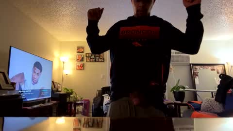 Snapshot of stayready23 chatting on January 11, 2026, 6:40 am stayready23 online show from January 11, 2026, 6:40 am