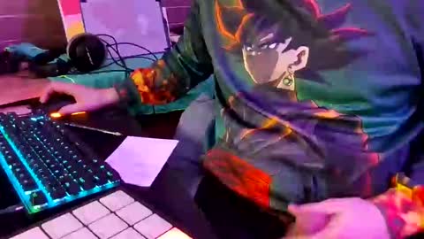 Snapshot of stechistech chatting on December 3, 2024, 11:24 pm stechistech online show from December 3, 2024, 11:24 pm