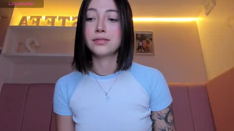 Stefa Gomez  online show from February 16, 2025, 11:49 am