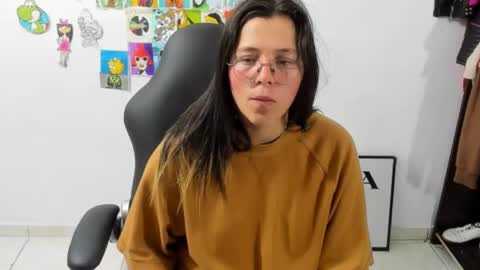 julieth-cancer online show from February 19, 2025, 3:06 am